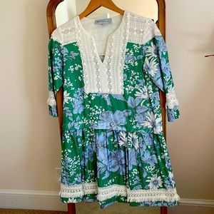 Tuckernuck dress size small.